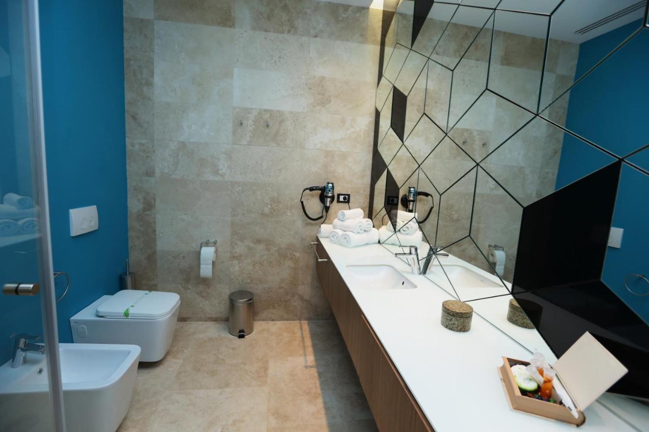 Valentino Rooms Фокшаны Экстерьер фото